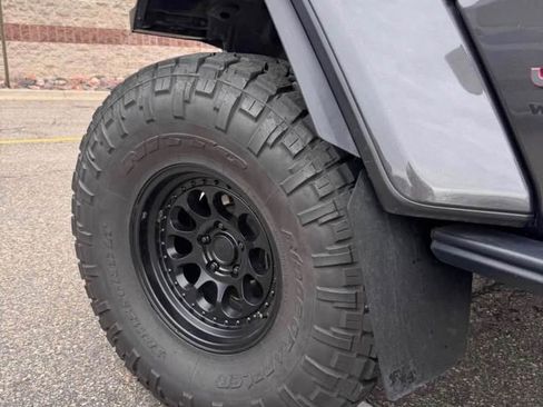 Used 2021 Jeep Wrangler Unlimited Rubicon image 8