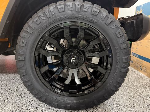 Used 2021 Jeep Gladiator Overland w/ Popular Equipment Package image 27