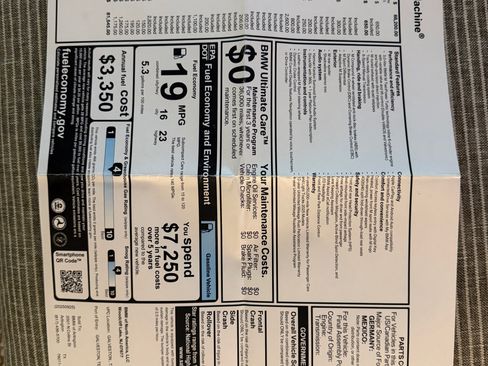 Used 2025 BMW M2 w/ Lighting Package image 4