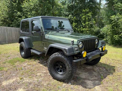 Used 2006 Jeep Wrangler Unlimited AWD/4WD image 1