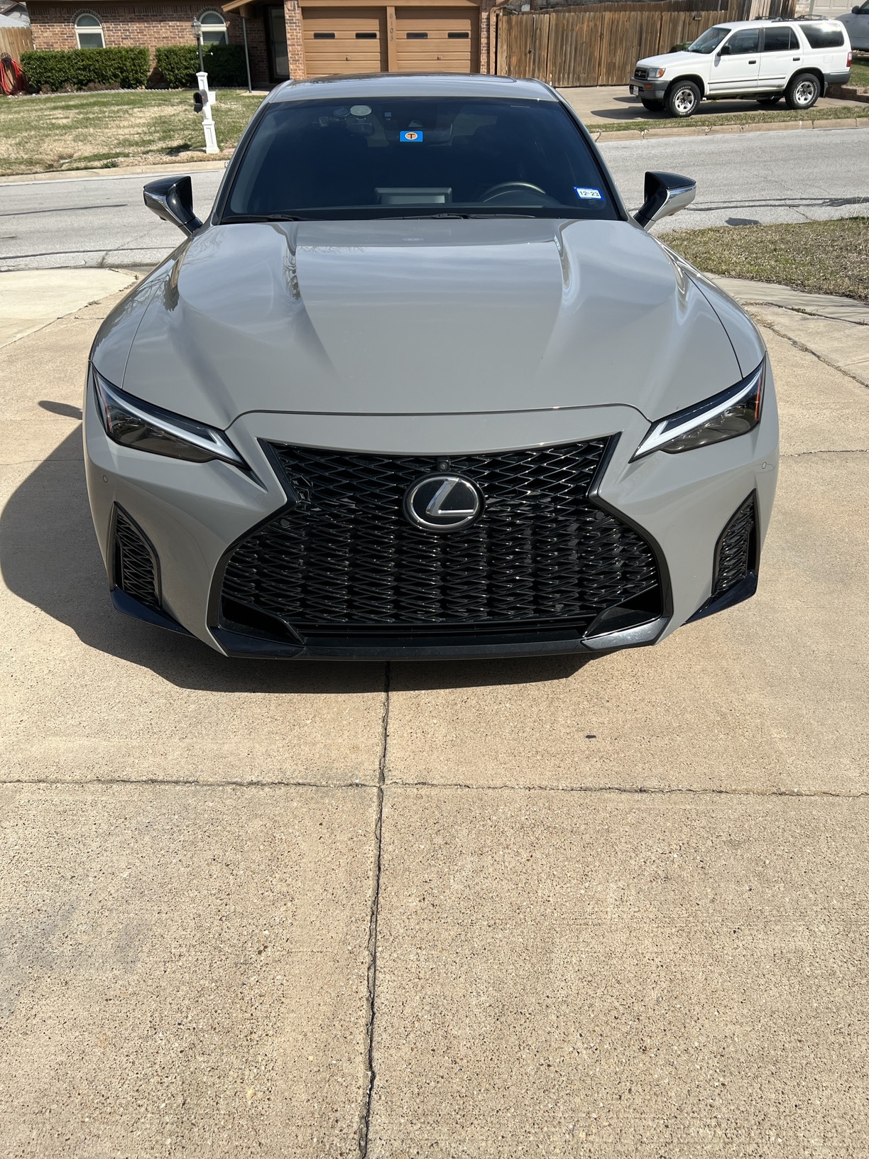 Used 2022 Lexus IS 500 RWD image 2