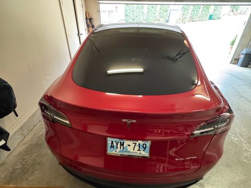 Used 2021 Tesla Model Y Long Range image 5