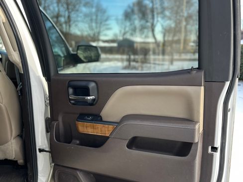 Used 2014 GMC Sierra 1500 SLT w/ SLT Crew Cab Value Package image 14