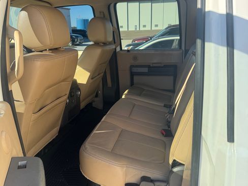 Used 2013 Ford F250 Lariat w/ Chrome Pkg image 4