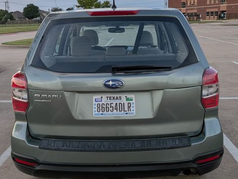 Used 2014 Subaru Forester 2.5i AWD/4WD image 16