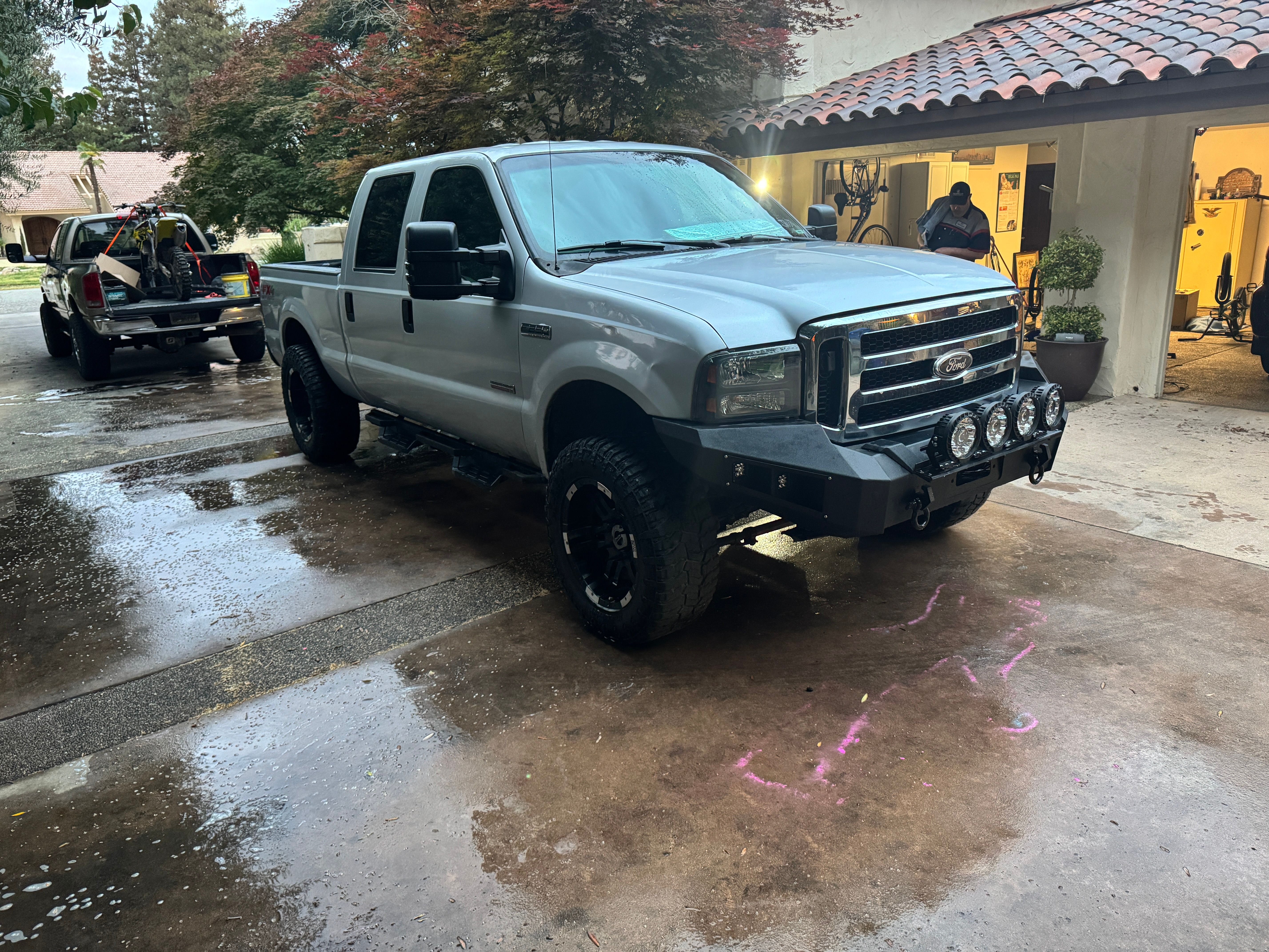 Used 2006 Ford F250 XLT AWD/4WD image 2