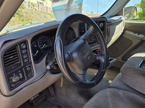 Used 2000 GMC Sierra 2500 4x4 Extended Cab HD w/ Convenience Plus Group image 11