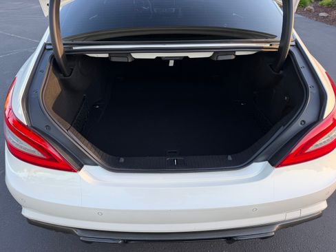 Used 2012 Mercedes-Benz CLS 63 AMG image 28