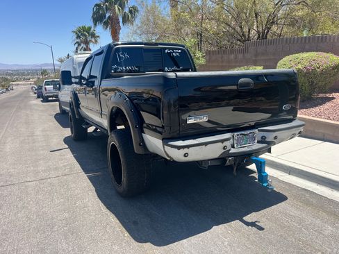 Used 2005 Ford F250 XLT AWD/4WD image 4