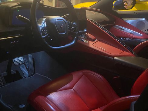 Used 2020 Chevrolet Corvette Stingray Preferred Cpe w/ 2LT Preferred Equipment Group image 10