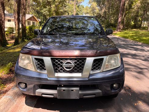Used 2017 Nissan Frontier Desert Runner RWD image 2