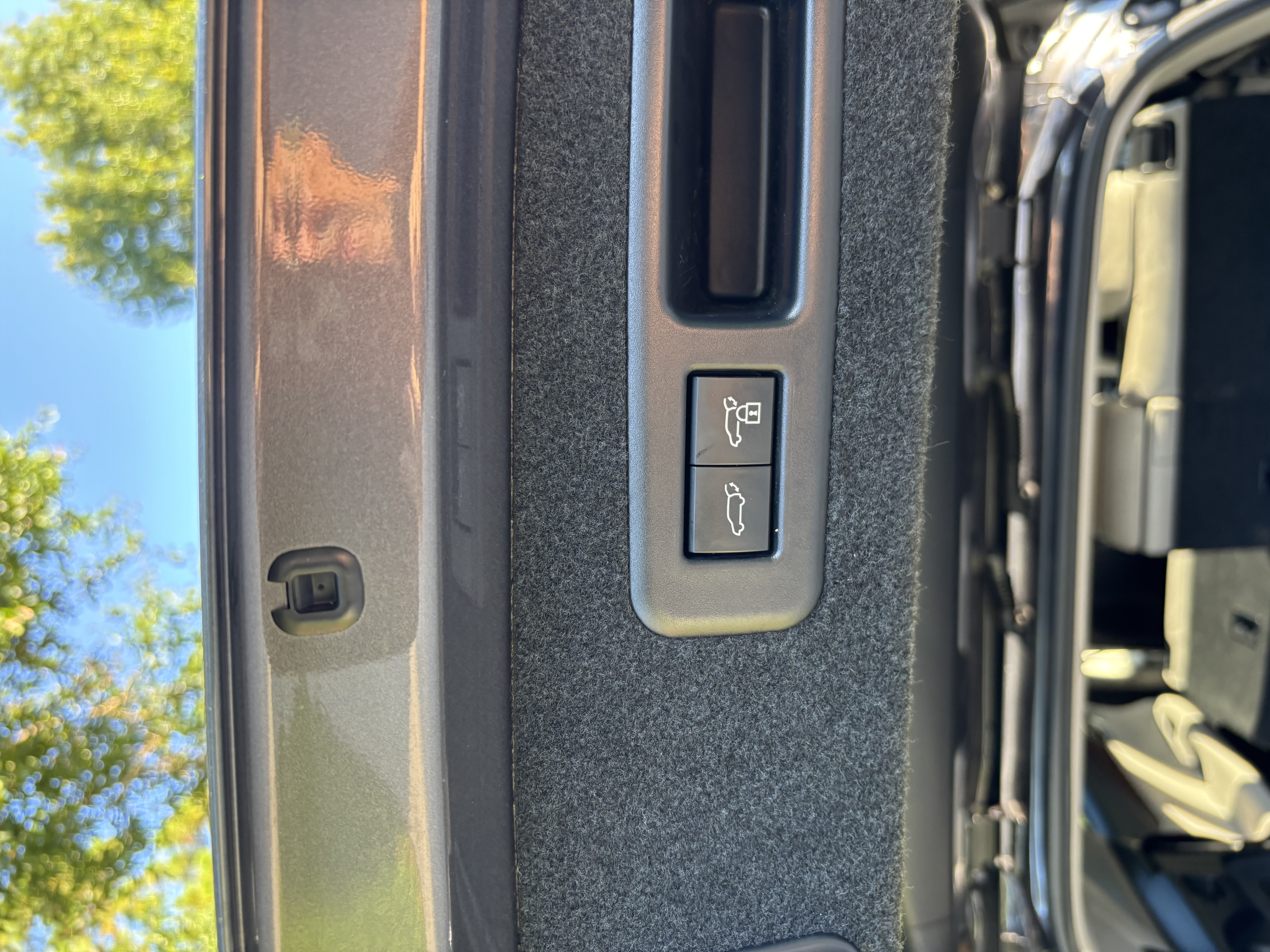 Used 2022 Lexus RX 350L FWD w/ Premium Package image 10