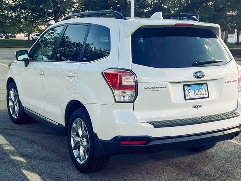 Used 2018 Subaru Forester 2.5i Touring w/ Popular Package #2 AWD/4WD image 8