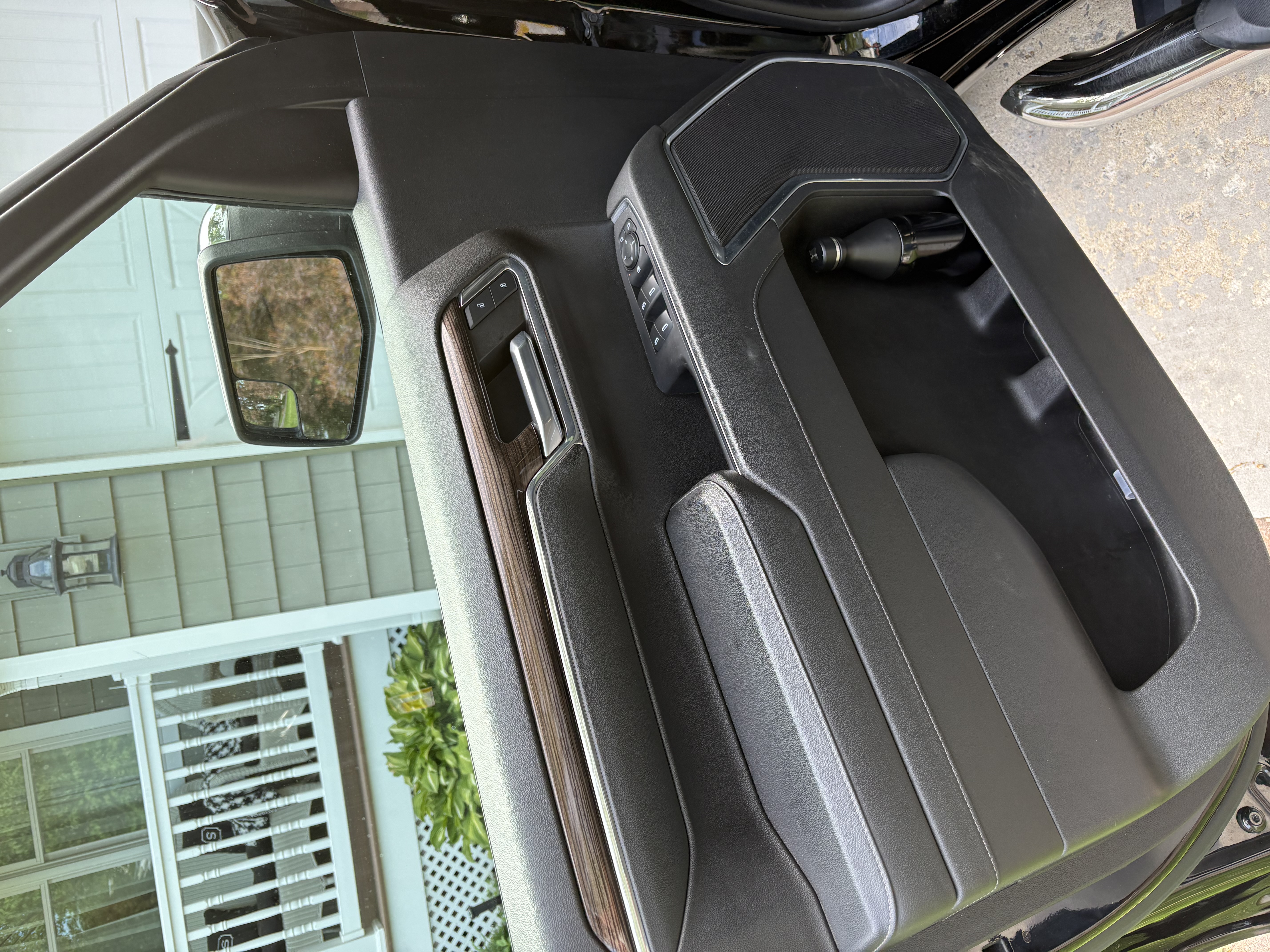 Used 2024 Chevrolet Silverado 1500 LT w/ Protection Package AWD/4WD image 9