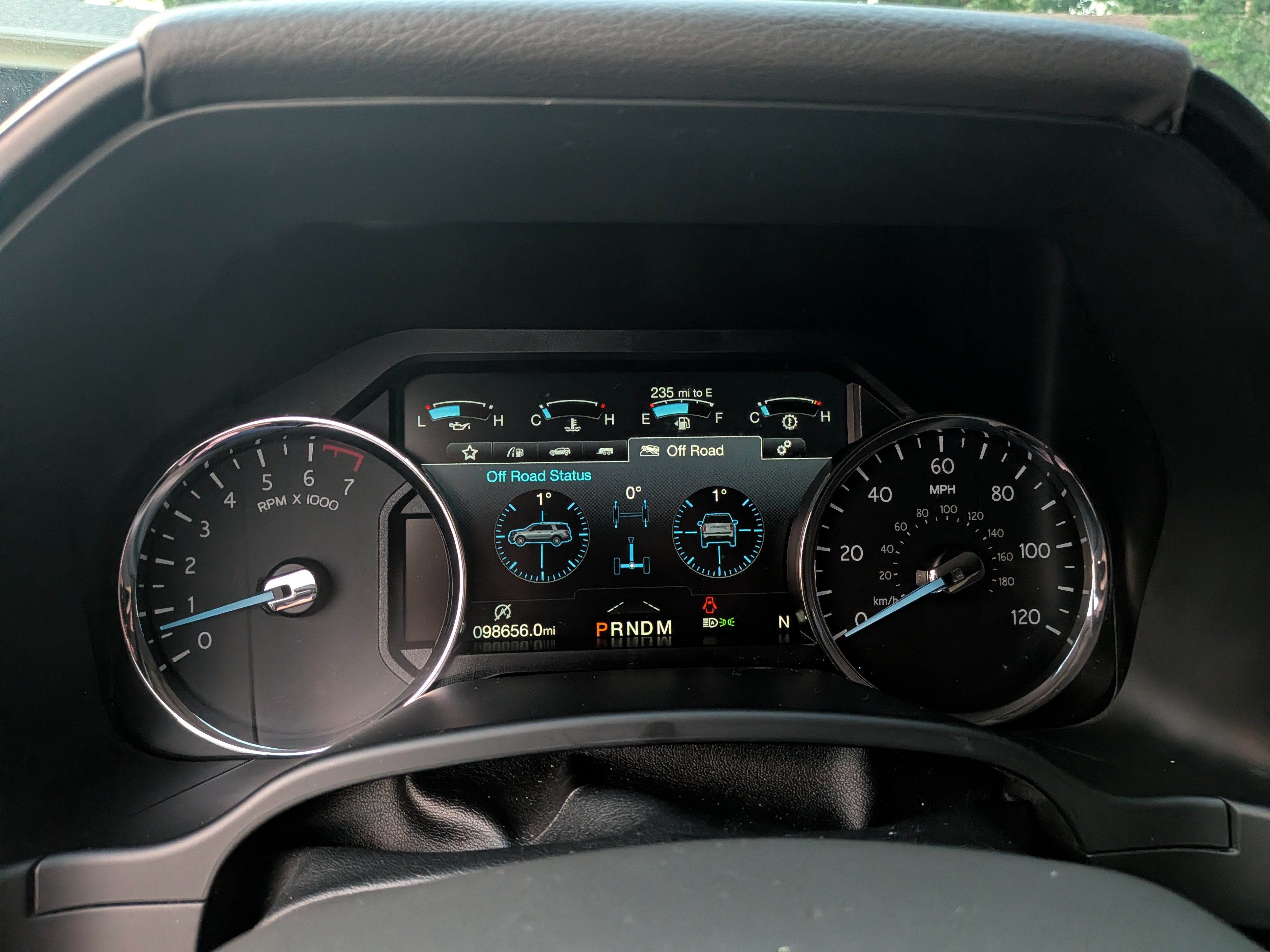 Used 2018 Ford Expedition Limited w/ Equipment Group 301A RWD image 10