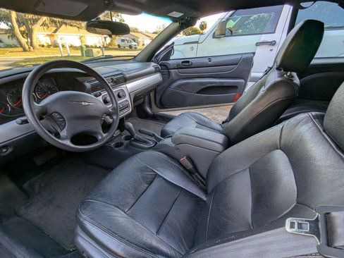 Used 2006 Chrysler Sebring Touring image 14