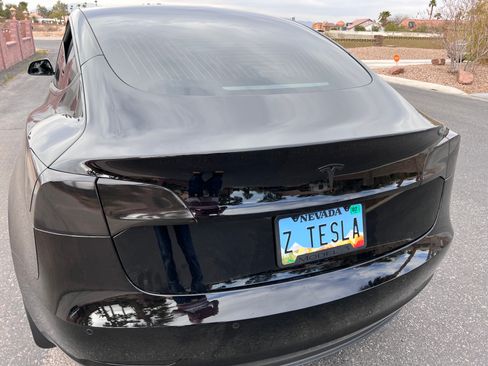 Used 2019 Tesla Model 3 Standard Range Plus RWD image 4