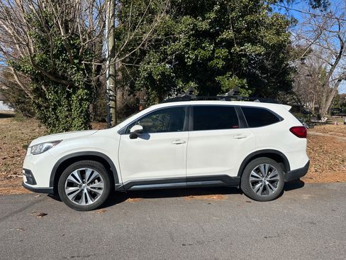 Used 2019 Subaru Ascent Limited image 11