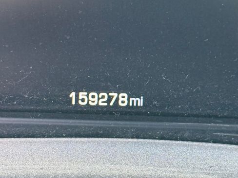 Used 2018 Chevrolet Silverado 1500 LT w/ All Star Edition image 2