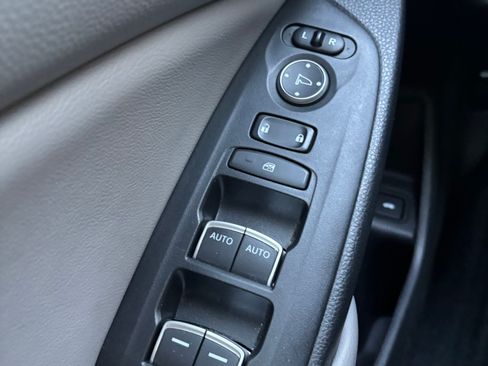 Used 2018 Honda Accord Touring image 25