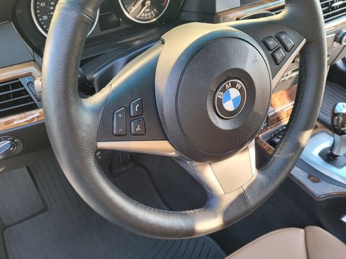 Used 2010 BMW 535i xDrive Sedan image 6