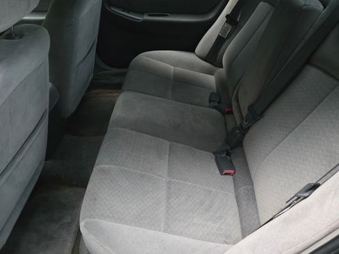 Used 2002 MAZDA 626 image 8