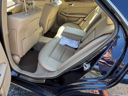 Used 2012 Mercedes-Benz E 350 4MATIC Sedan image 9