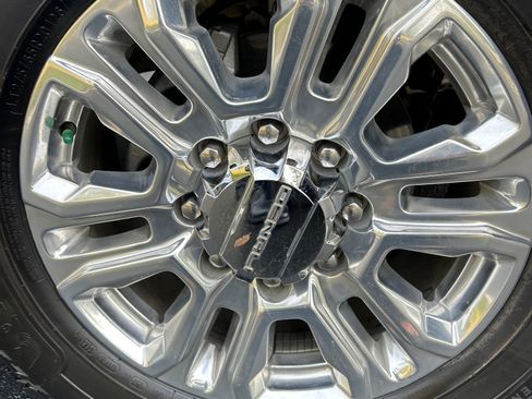 Used 2021 GMC Sierra 2500 Denali image 23