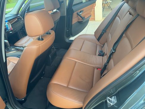 Used 2011 BMW 328i xDrive Sedan AWD/4WD image 17