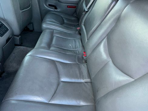 Used 2005 Chevrolet Tahoe LT w/ LT Preferred Equipment Group image 10