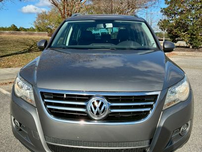 Used 2010 Volkswagen Tiguan SE
