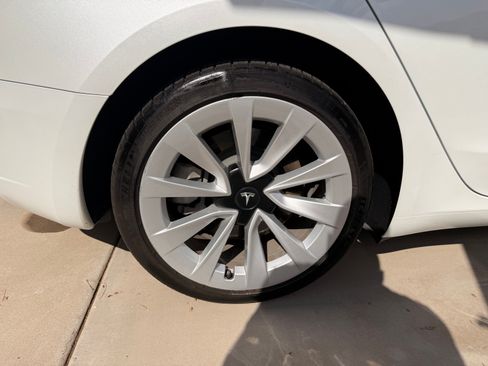 Used 2023 Tesla Model 3 Standard Range RWD image 13
