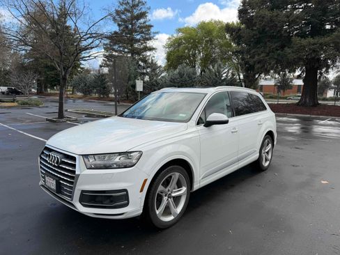Used 2019 Audi Q7 3.0T Prestige image 14