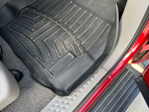 Used 2000 Ford Excursion XLT image 22