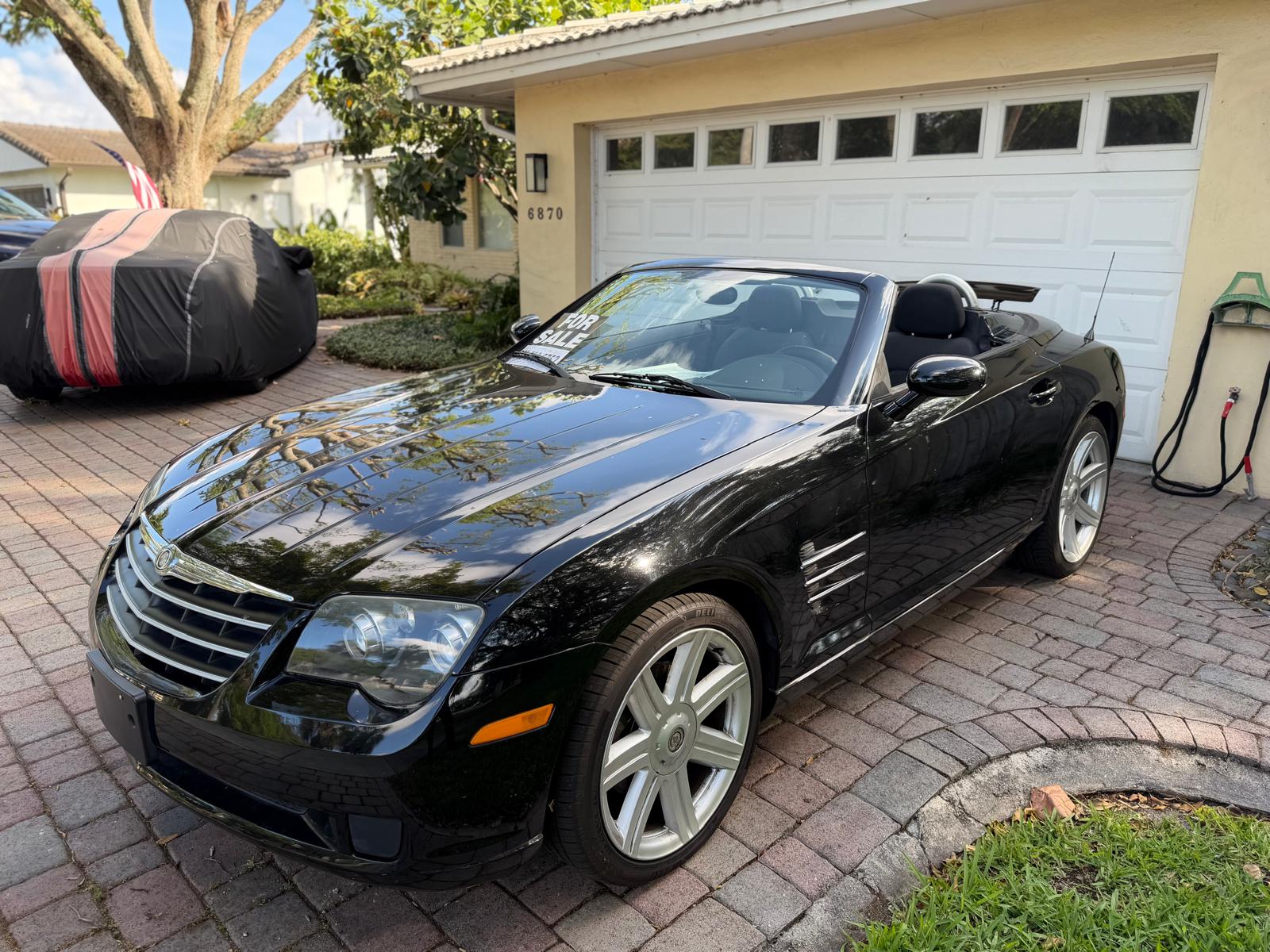Used 2005 Chrysler Crossfire Convertible RWD image 10