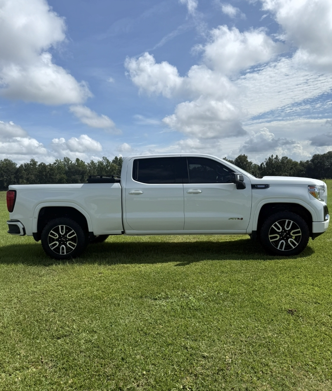 Used 2020 GMC Sierra 1500 AT4 w/ AT4 Premium Package AWD/4WD image 5
