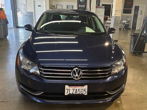 Used 2015 Volkswagen Passat 1.8T S image 2