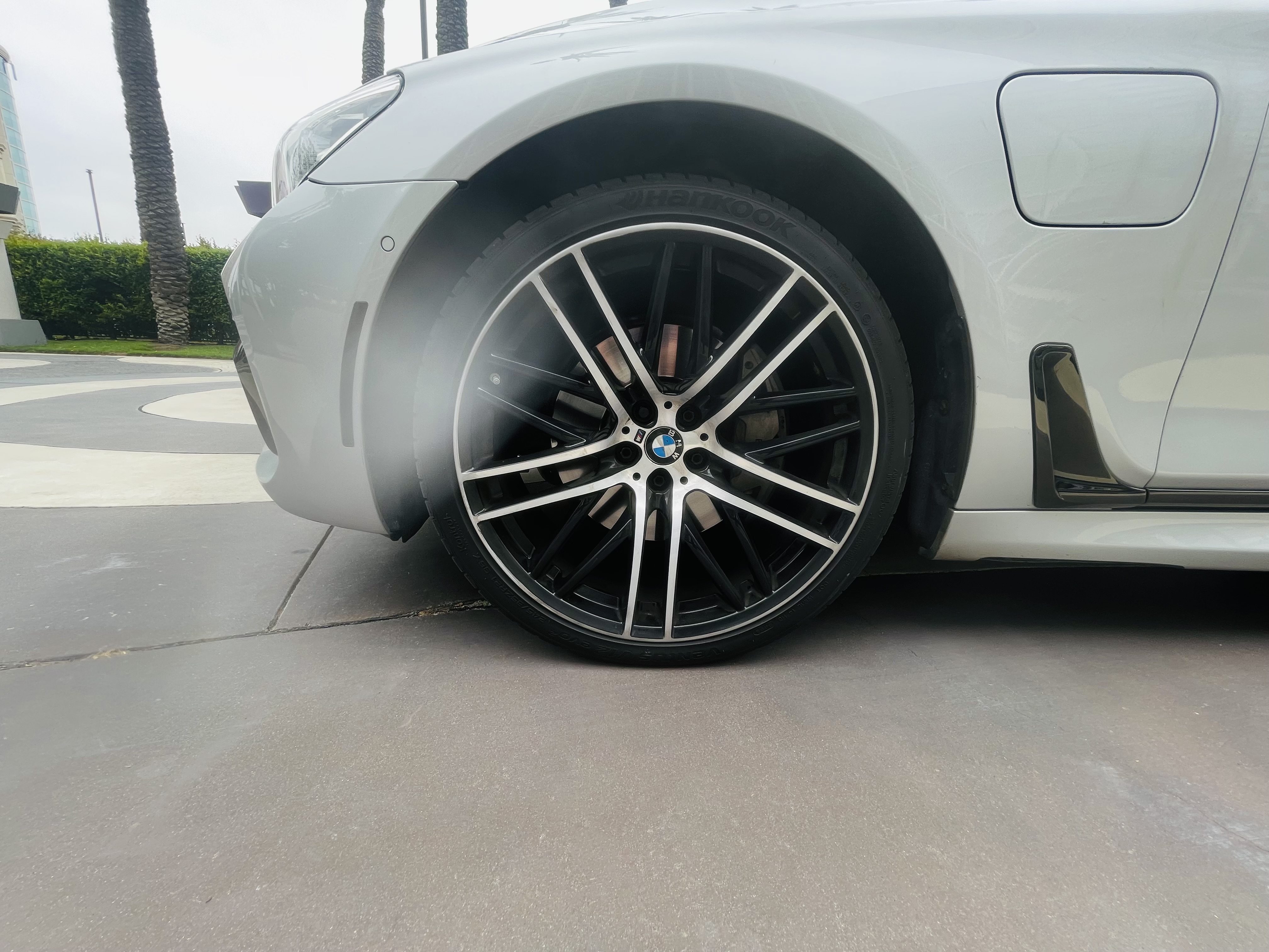 Used 2017 BMW 740e xDrive AWD/4WD image 17