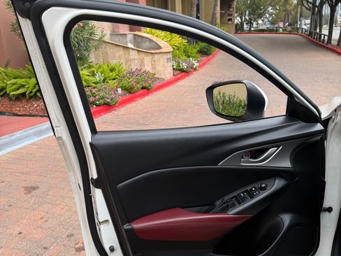 Used 2018 MAZDA CX-3 Touring image 13