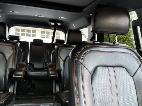 Used 2019 Ford Expedition Max Limited w/ Equipment Group 303A image 5