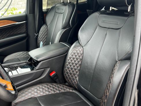 Used 2022 Jeep Grand Cherokee Summit AWD/4WD image 15