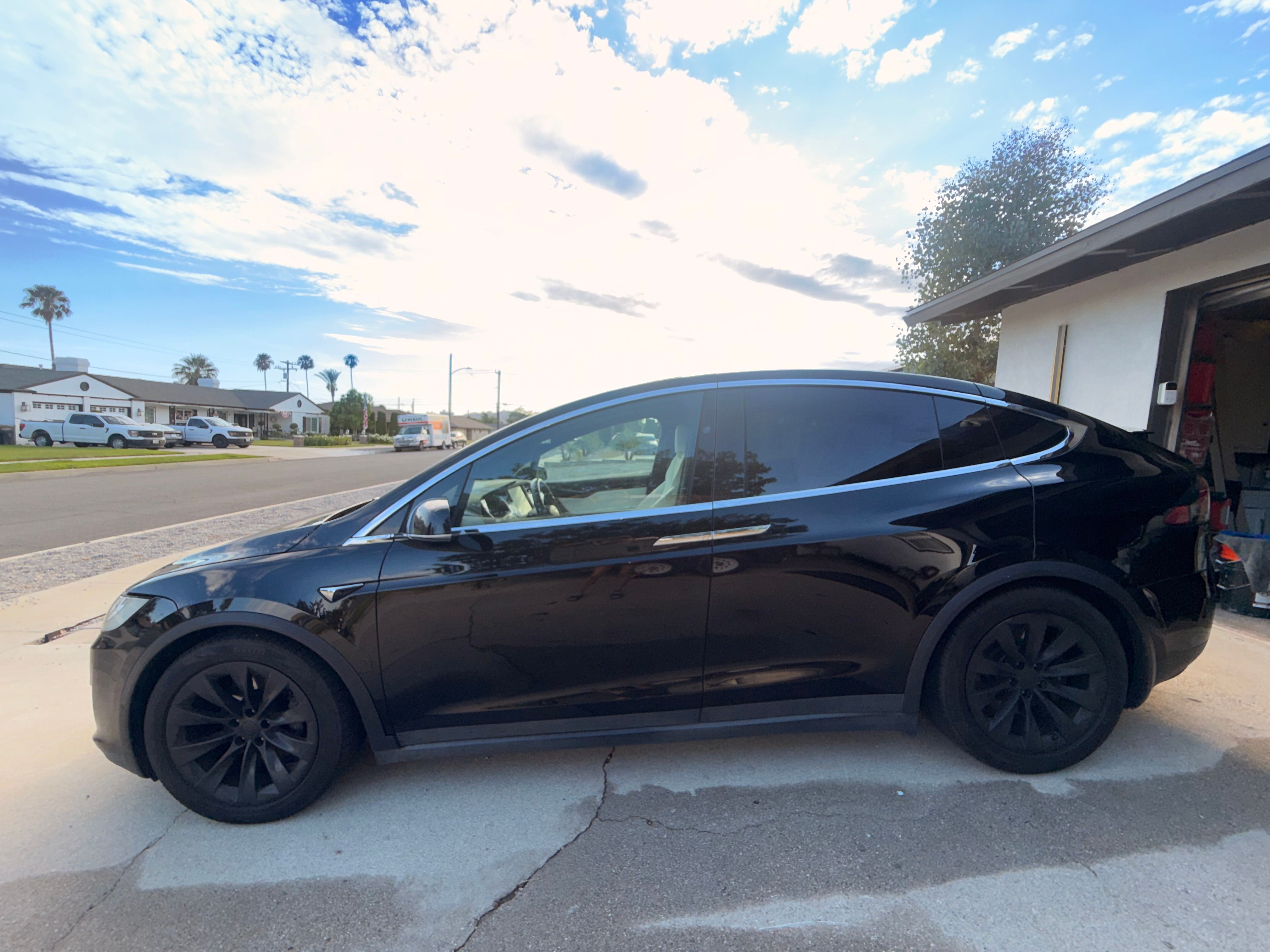 Used 2021 Tesla Model X Long Range AWD/4WD image 1