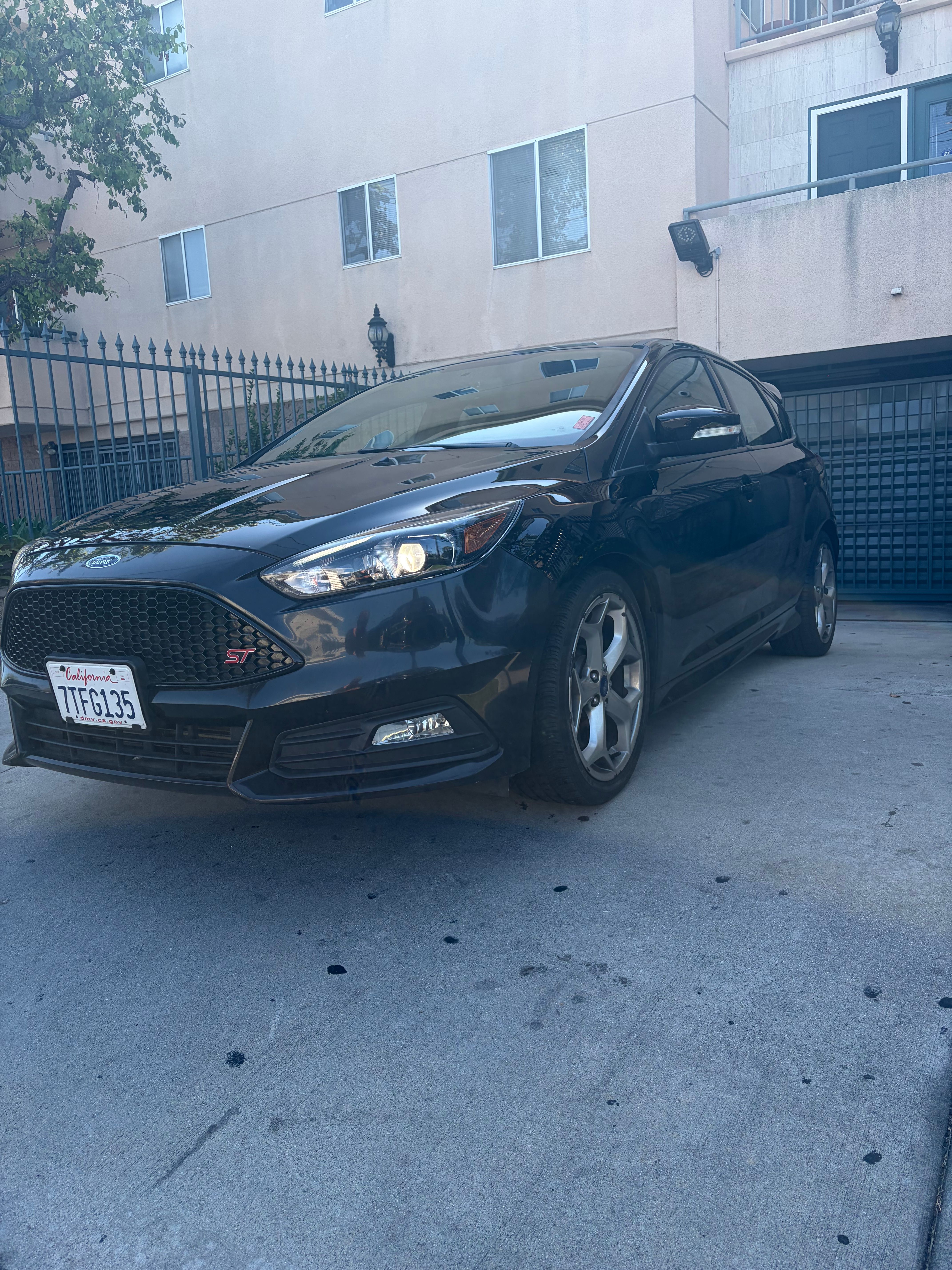 Used 2016 Ford Focus ST w/ Equipment Group 402A FWD image 10