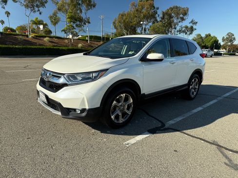 Used 2017 Honda CR-V EX-L image 2