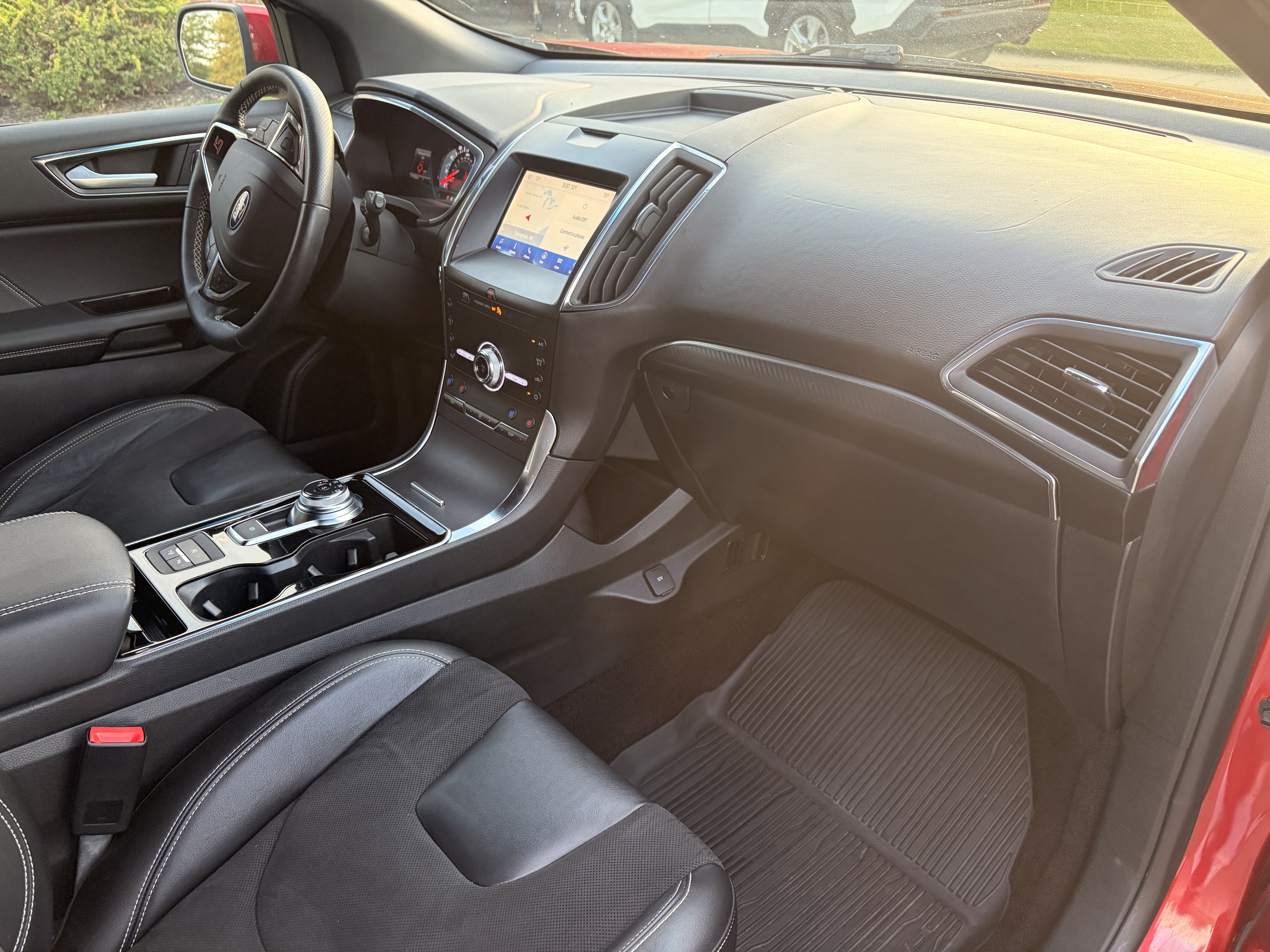 Used 2020 Ford Edge ST w/ Equipment Group 401A AWD/4WD image 18