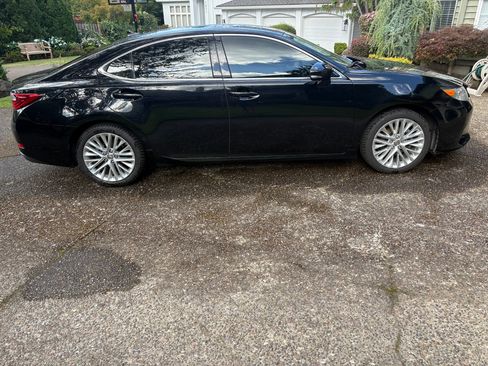 Used 2013 Lexus ES 350 w/ Luxury Pkg FWD image 9