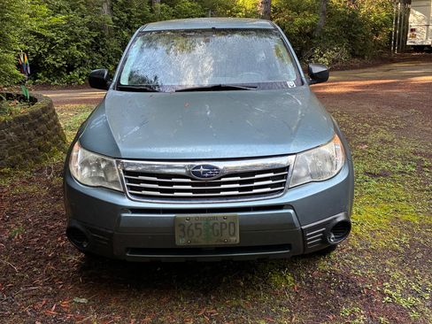 Used 2010 Subaru Forester 2.5X image 4