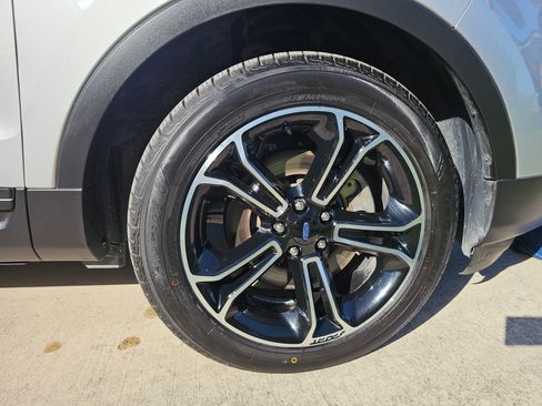 Used 2014 Ford Explorer Sport w/ Equipment Group 401A image 31