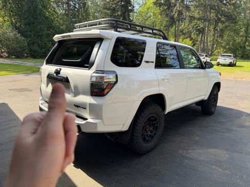 Used 2022 Toyota 4Runner TRD Pro AWD/4WD image 6