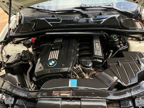 Used 2009 BMW 328i Sedan RWD image 8